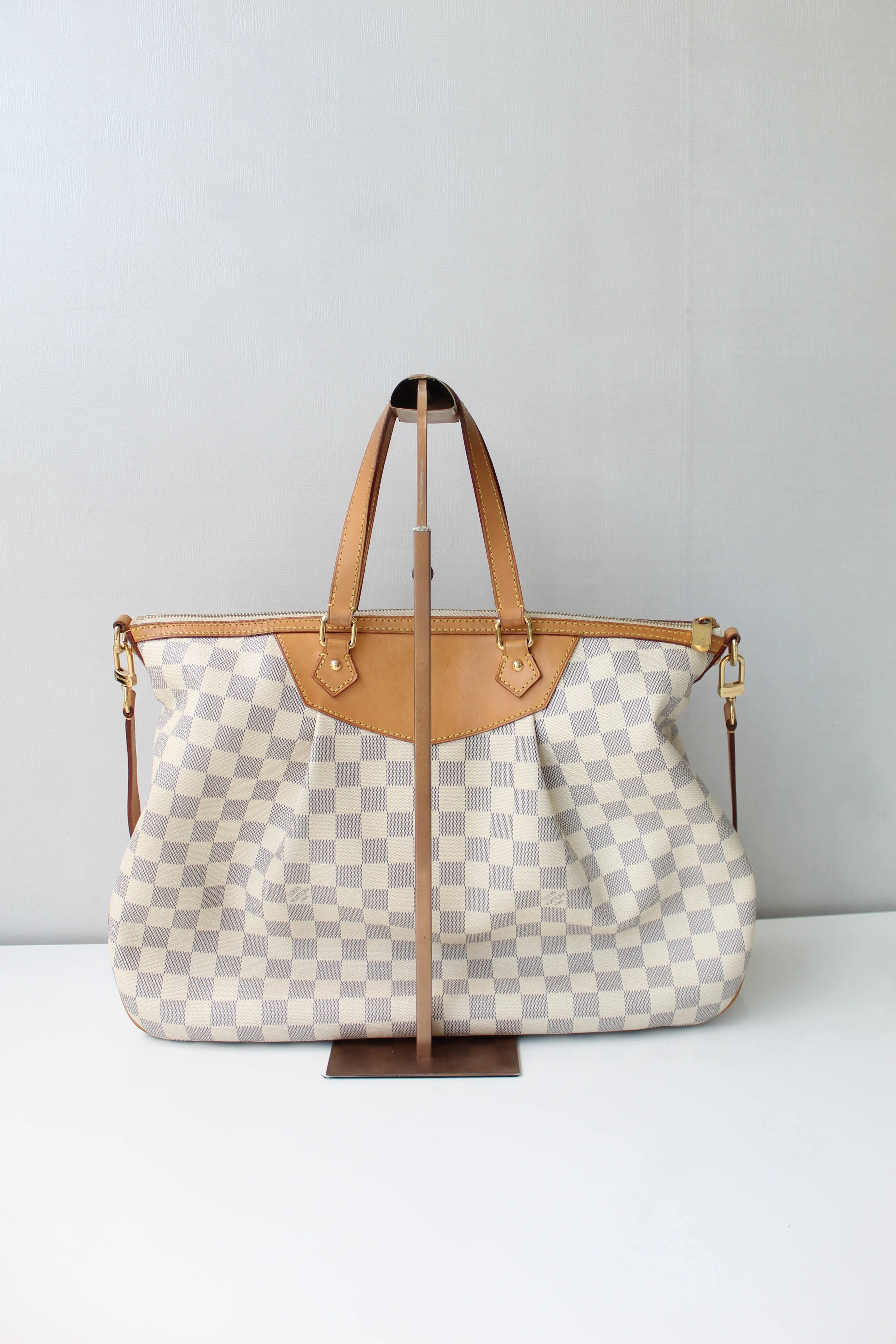 Louis Vuitton Siracusa GM