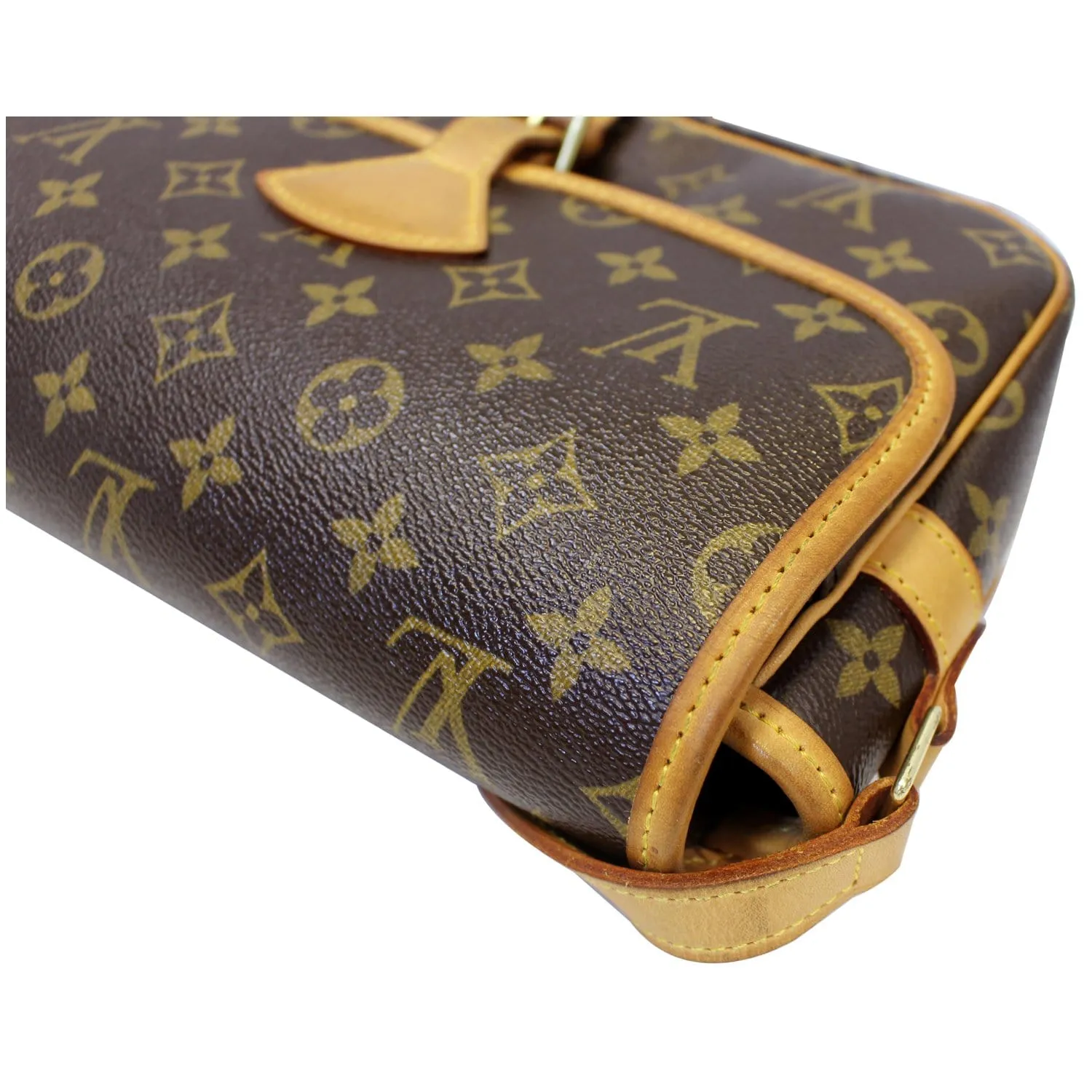 LOUIS VUITTON Sologne Monogram Canvas Shoulder Crossbody Bag Brown