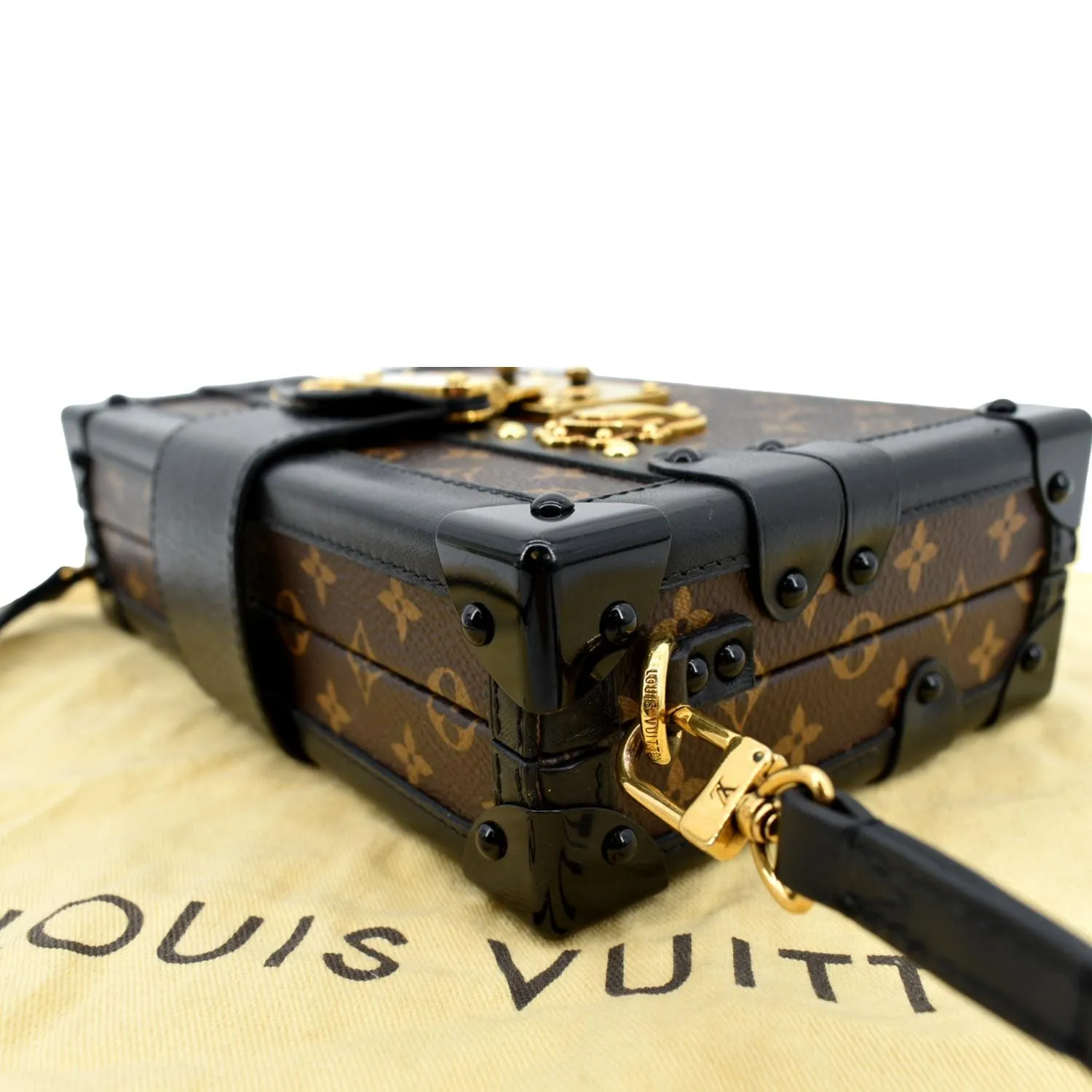 LOUIS VUITTON Trunk Clutch Reverse Monogram Crossbody Bag Brown