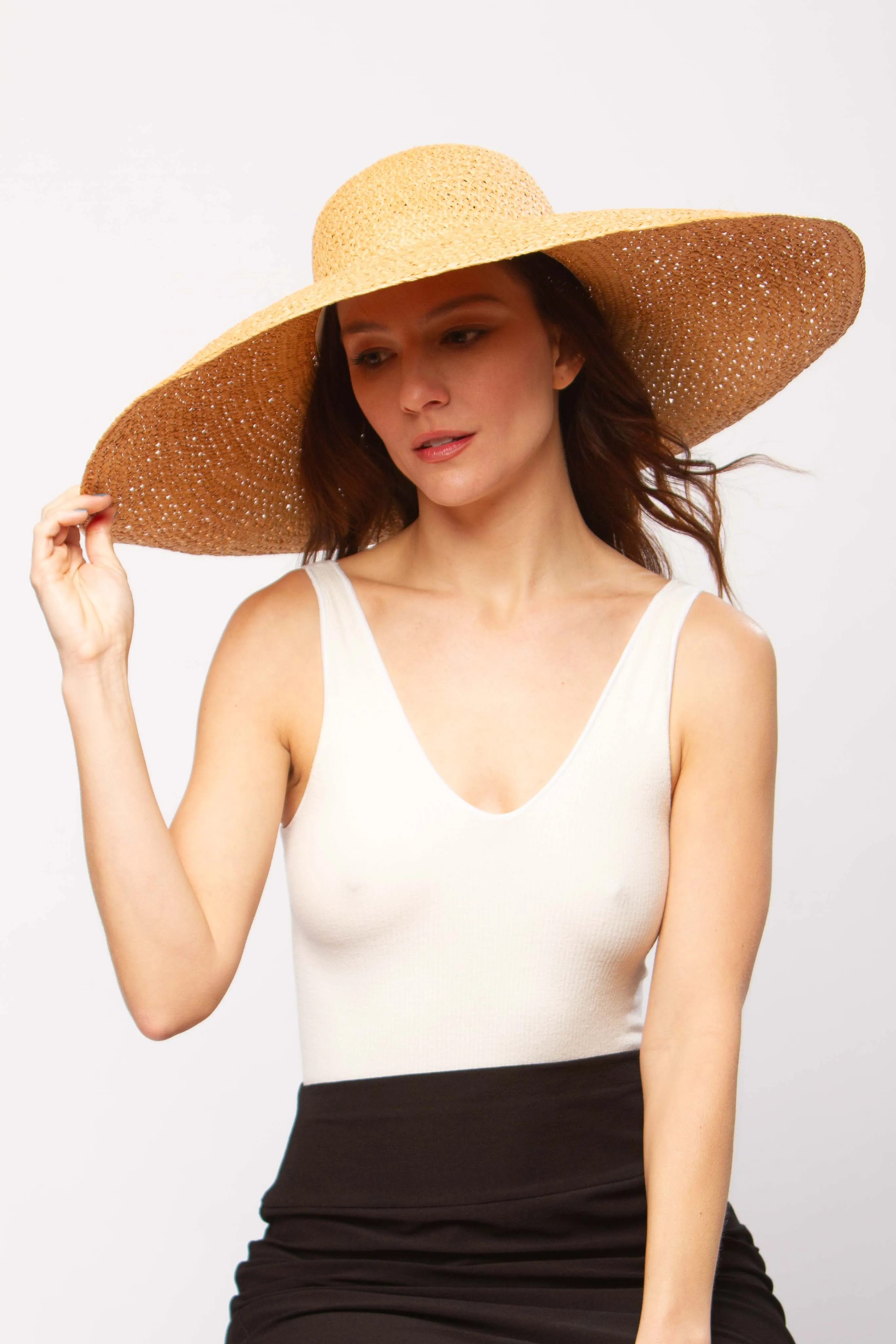 Menorca hat in brown tan