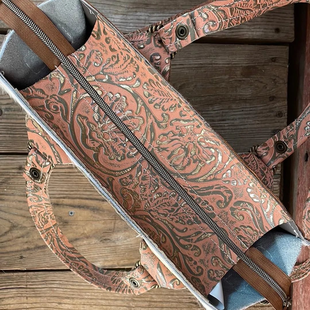 Minnie Pearl - Longhorn w/ Grapefruit Tool