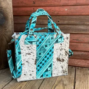 Minnie Pearl - Longhorn w/ Turquoise Matrix Navajo
