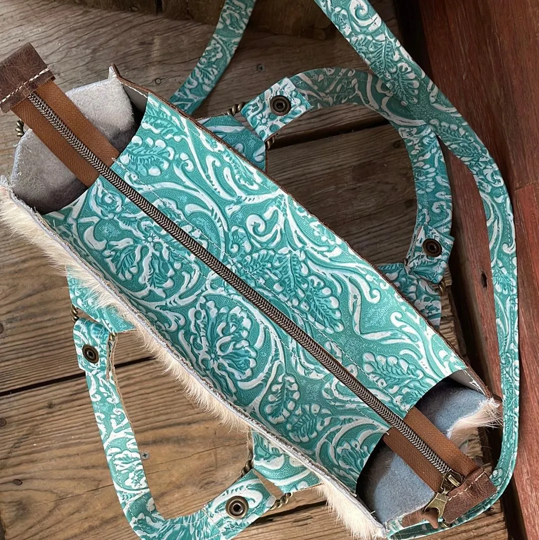 Minnie Pearl - Longhorn w/ Turquoise Sand Tool