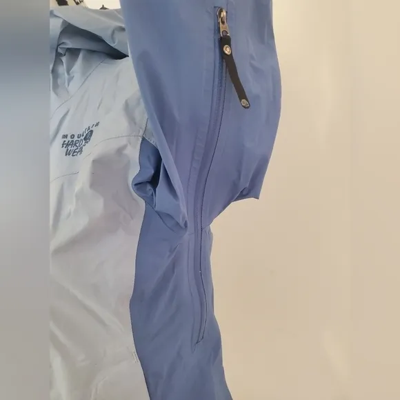 Mountain Hardwear | Blue Two Tone Gore-Tex Typhoon Paclite Rain Jacket - Size XS