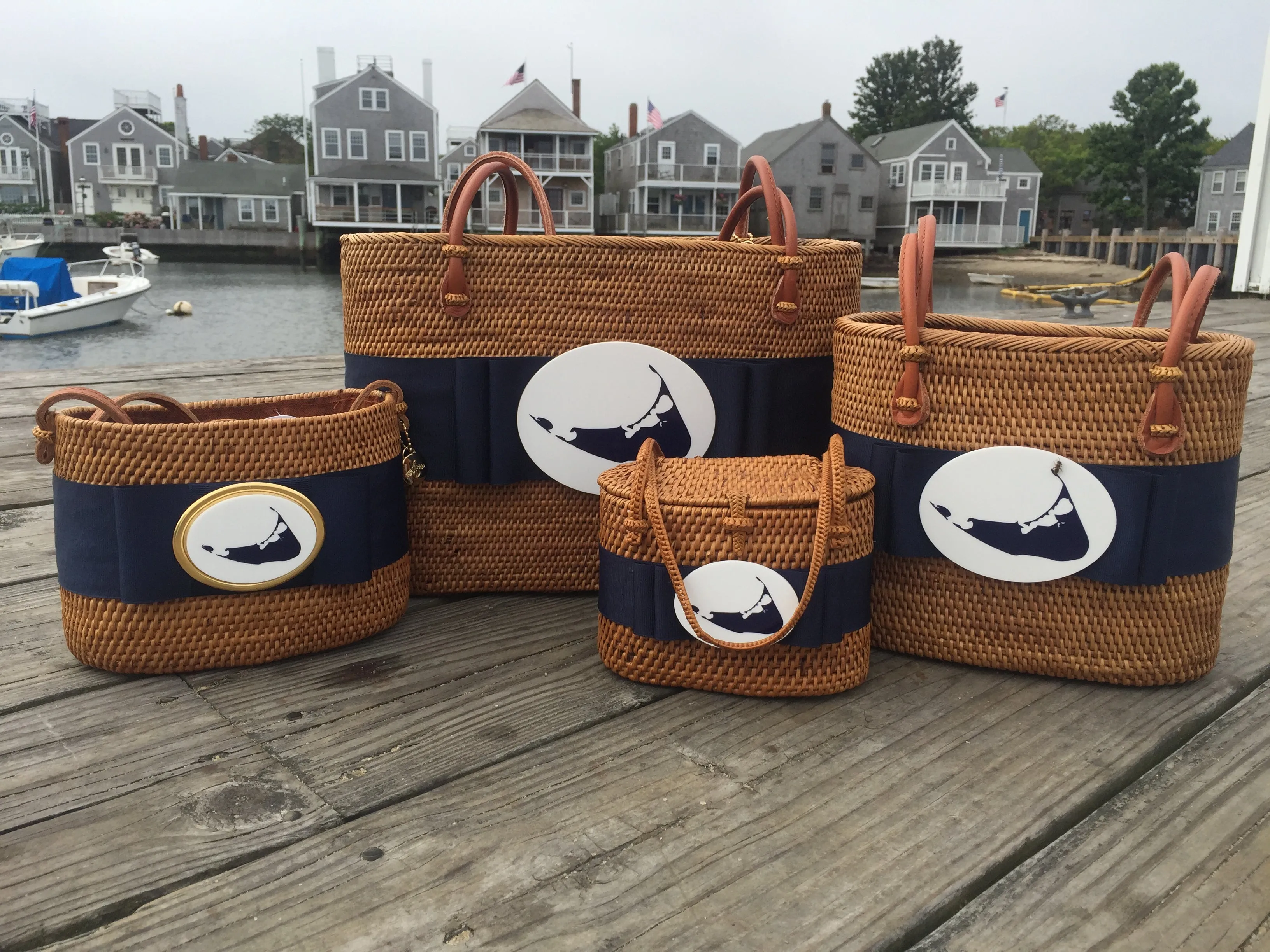 Nantucket Medium Oval Basket with Navy Ribbon