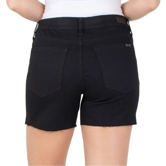 NWOT! Seven7 Raw Hem Weekend Short