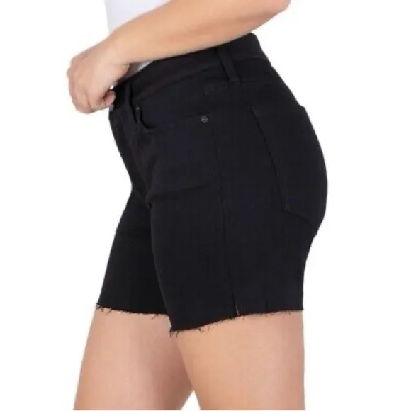 NWOT! Seven7 Raw Hem Weekend Short