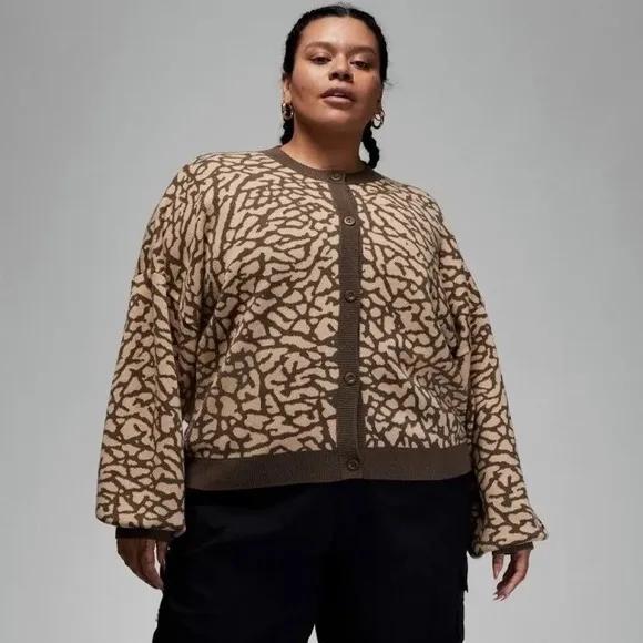 NWT JORDAN SWEATER CARDIGAN WOMENS 3X BROWN TAN JACQUARD PRINT CREW NECK BUTTONS