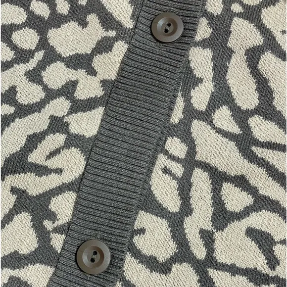 NWT JORDAN SWEATER CARDIGAN WOMENS 3X BROWN TAN JACQUARD PRINT CREW NECK BUTTONS
