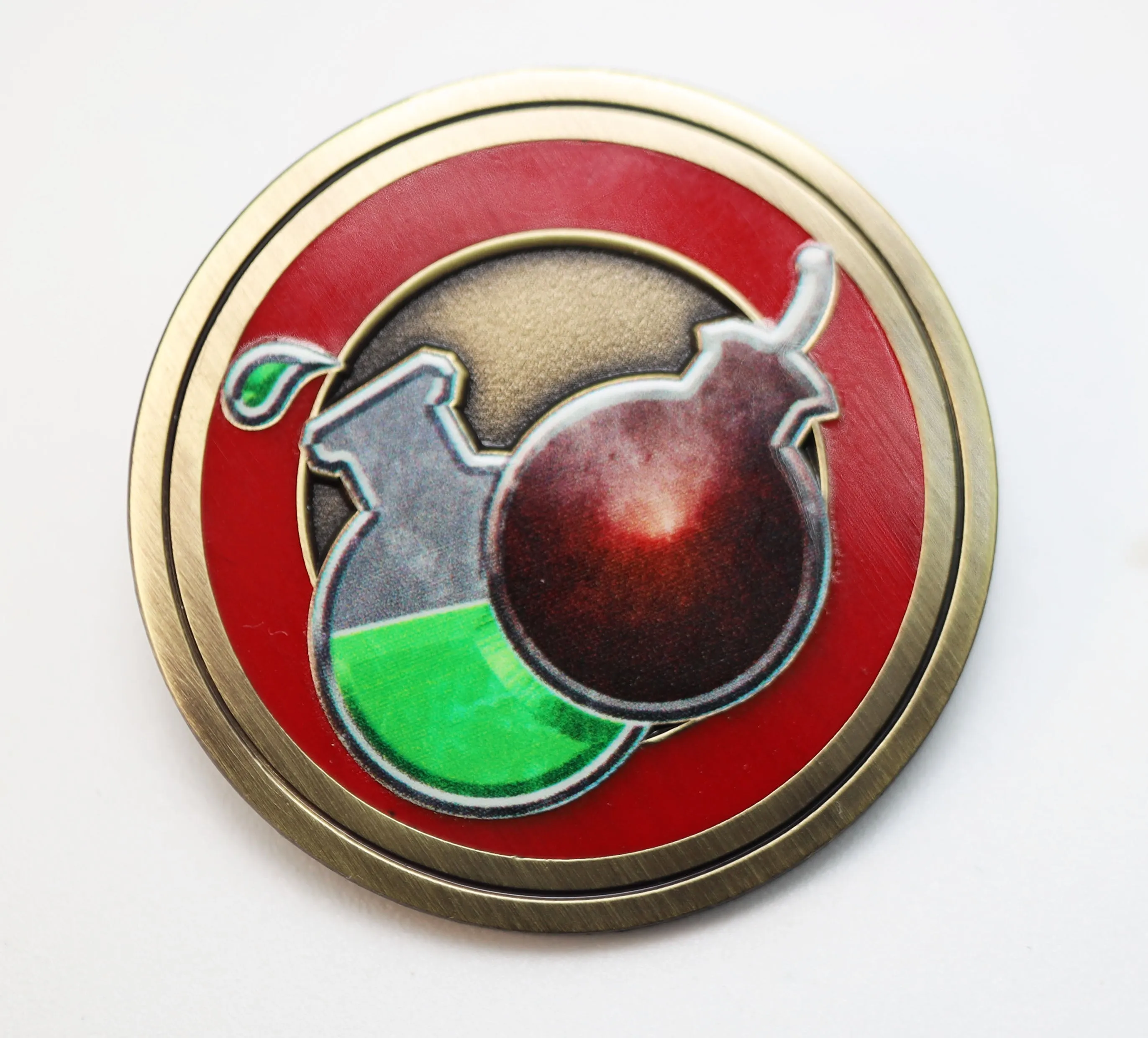 Pathfinder Class Icon Pin: Alchemist
