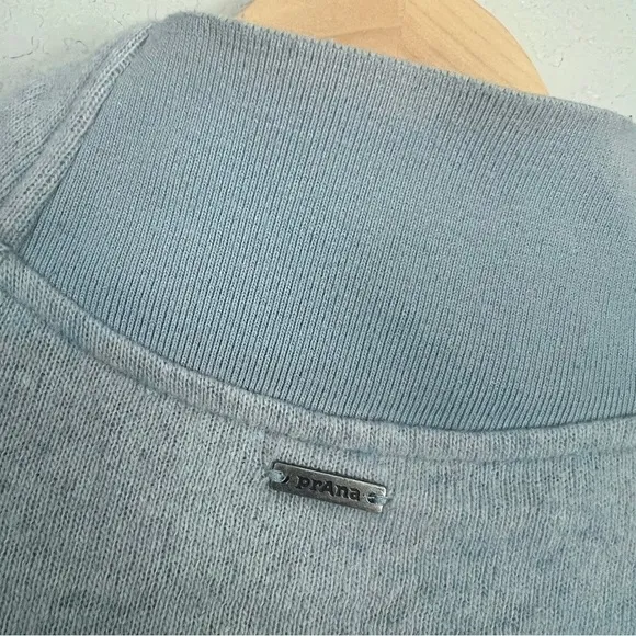 PrAna Dessau Sweater, Frost (Light Blue, Tan) S - Wool, Striped, Pockets, Fall