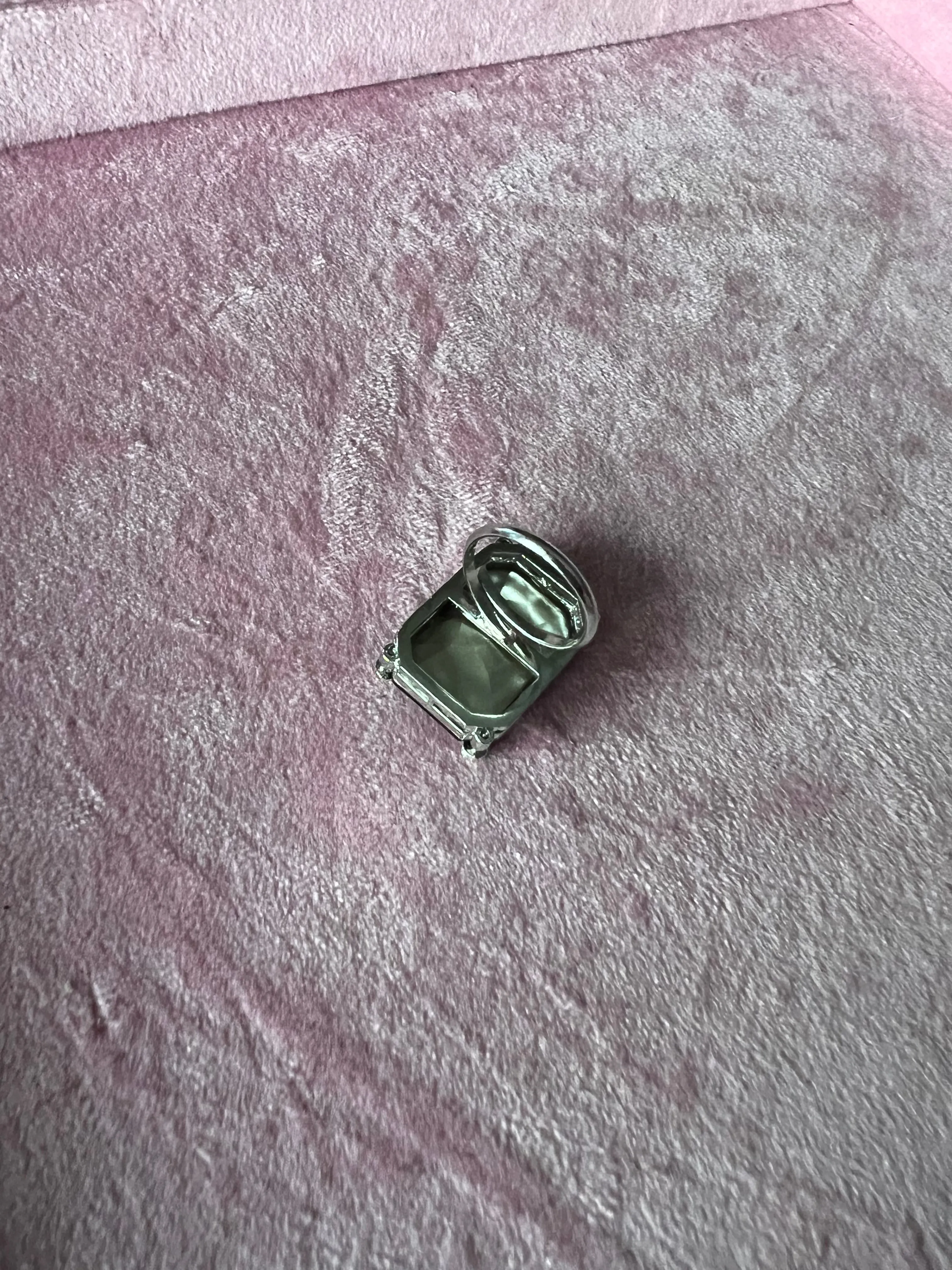 Radiant Elegance: Designer Austrian Crystal Statement Ring