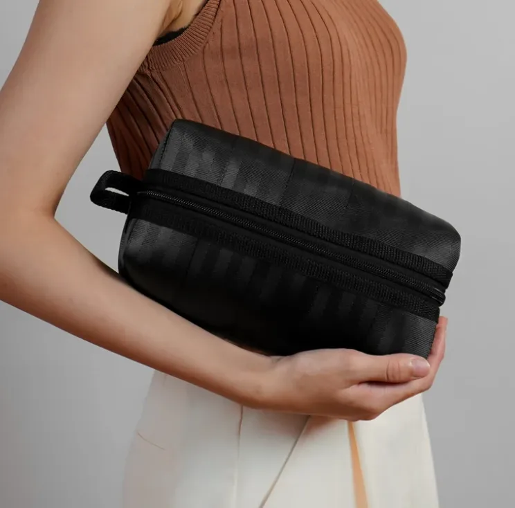 SALE - UPCYCLED Seatbelt multi-purpose pouch