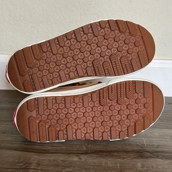 Size 3.0 Vans Sk8 Hi MTE-1 Skate Shoe - Little Kid - Chipmunk Tan - Insulated