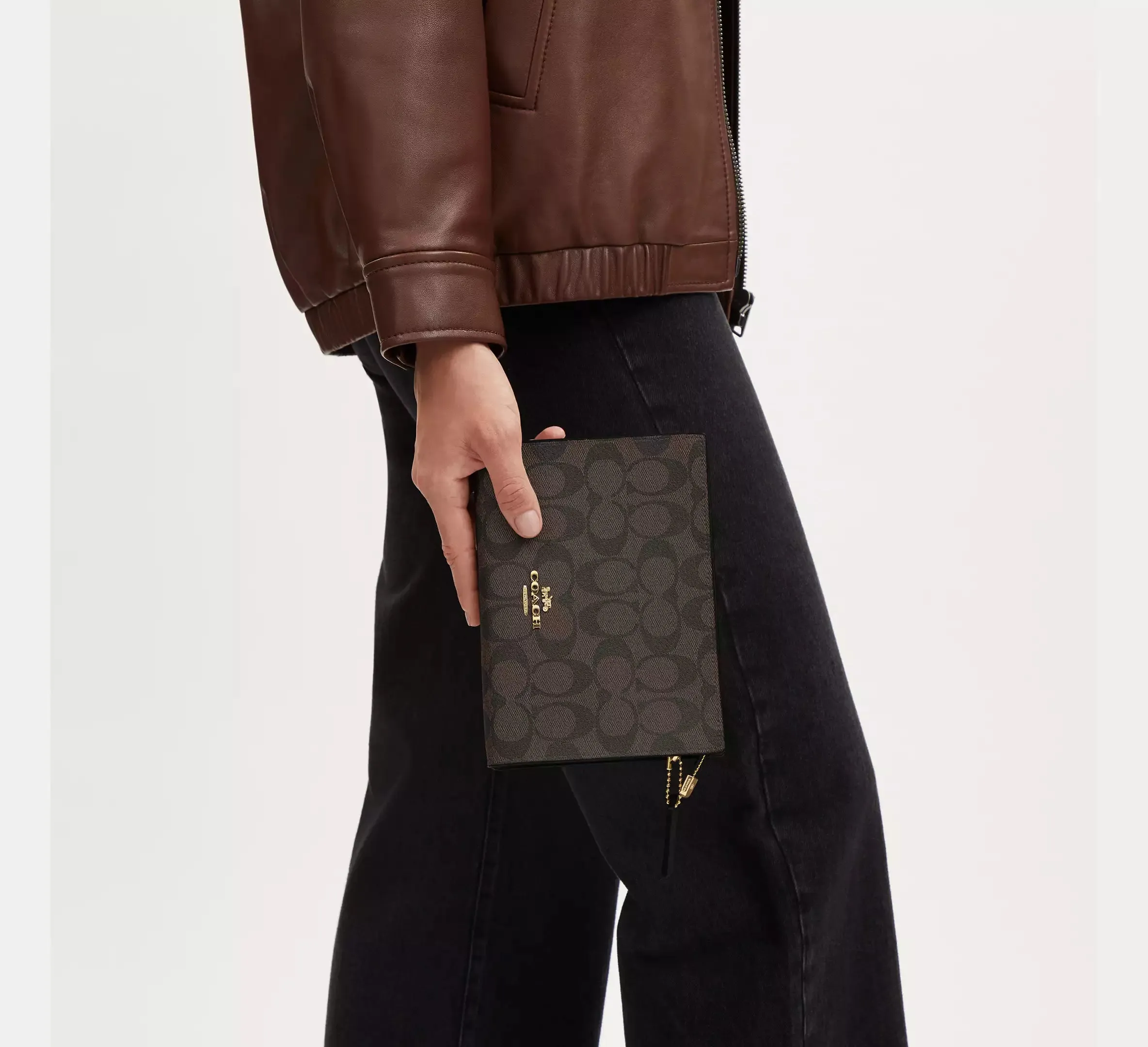 Slim Crossbody In Signature Canvas