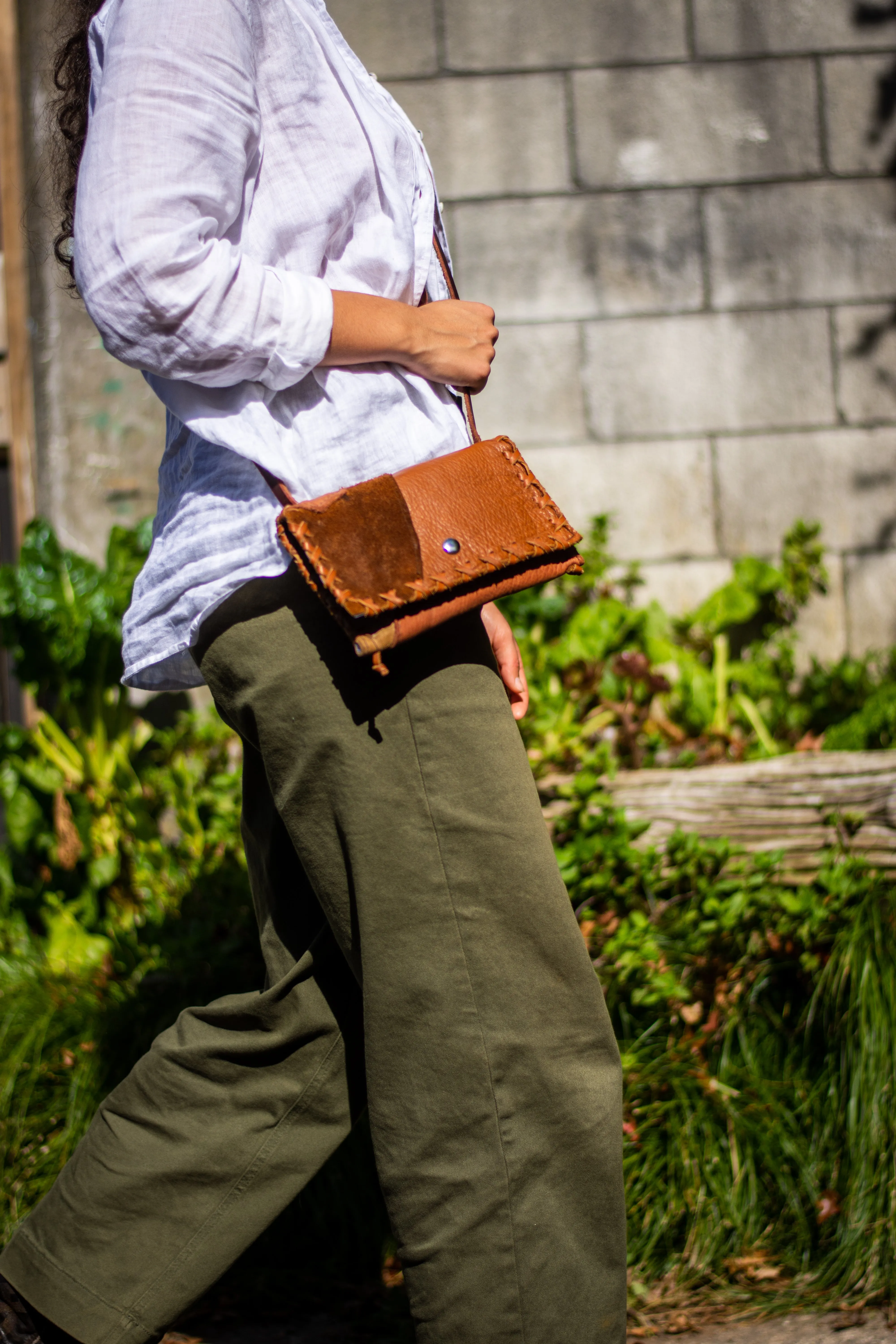 Small Frontier Purse