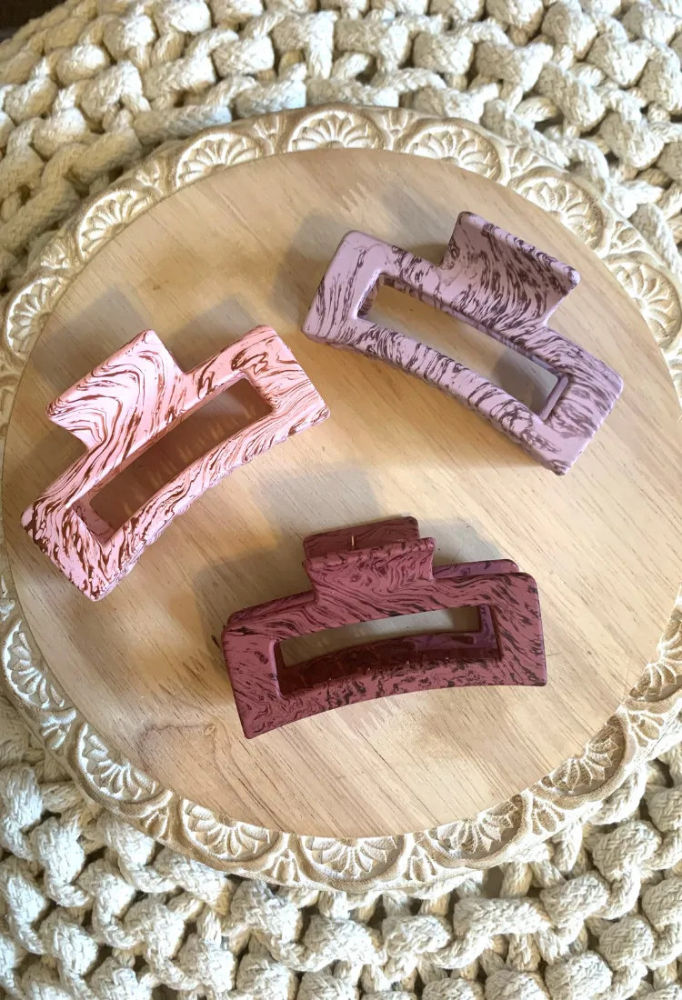 Splatter Graphic Hair Claw