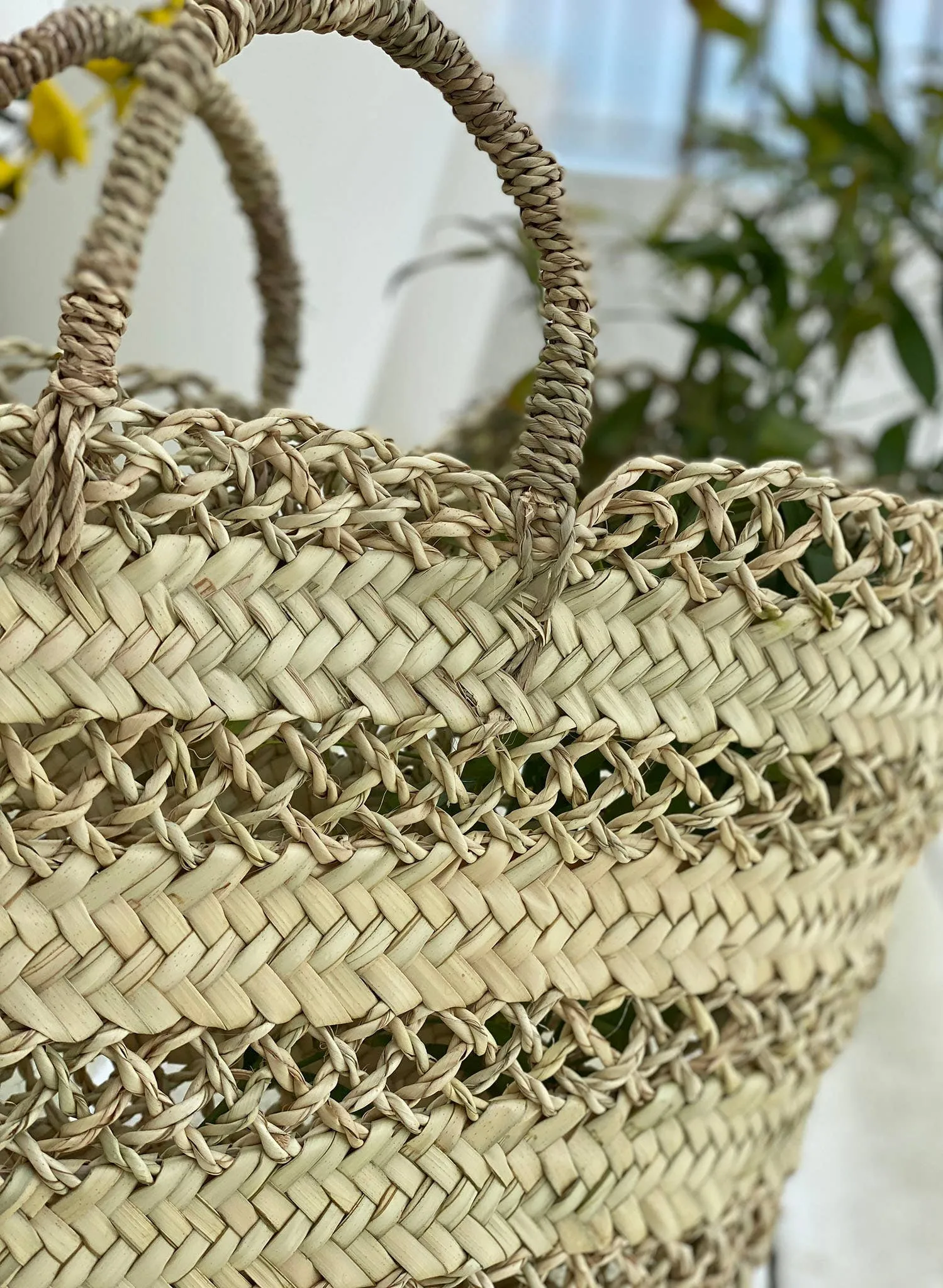 Straw Beach Basket Multi Band Lace