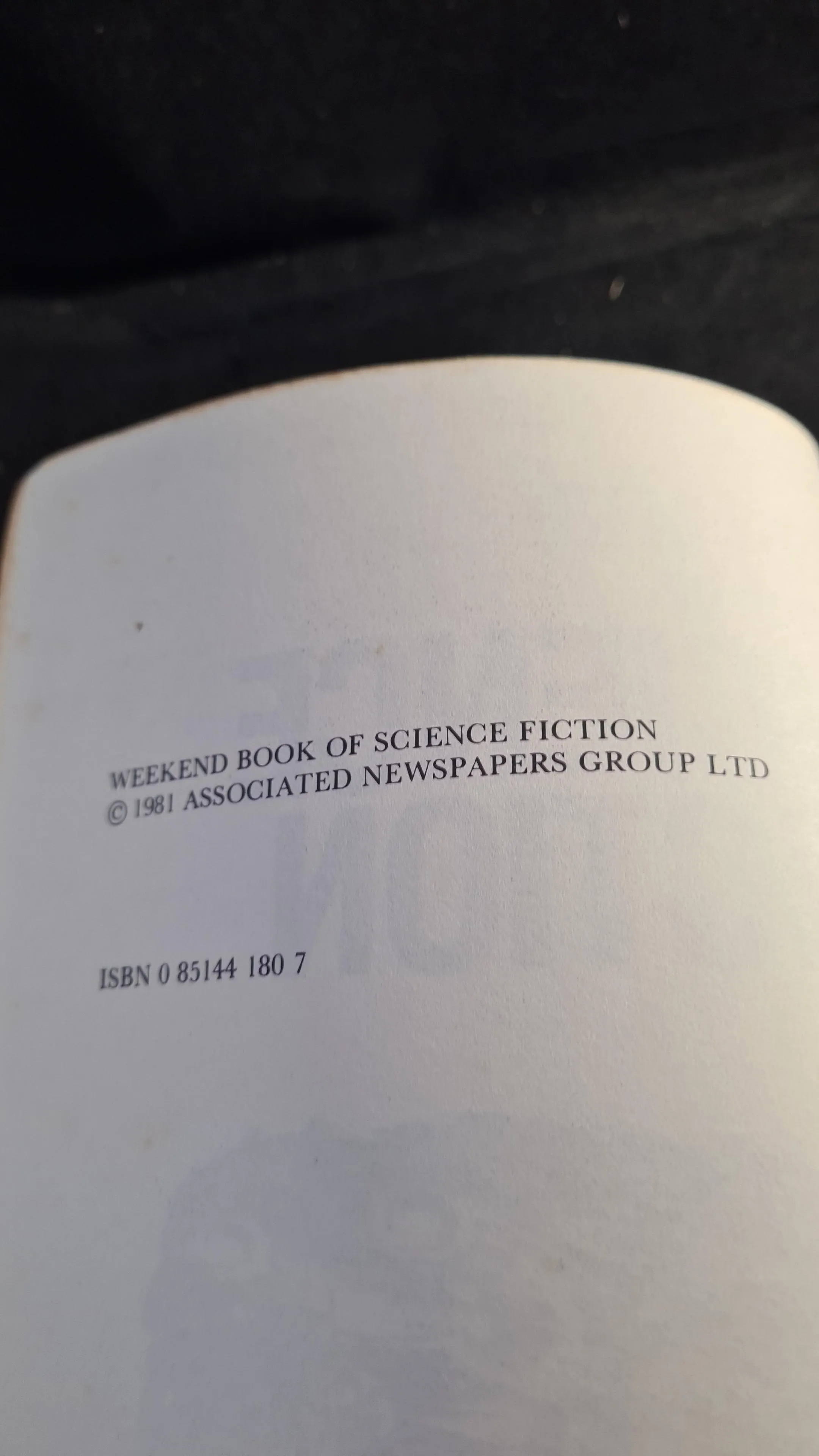 Stuart Gendall - Weekend Book of Science Fiction, Harmsworth, 1981
