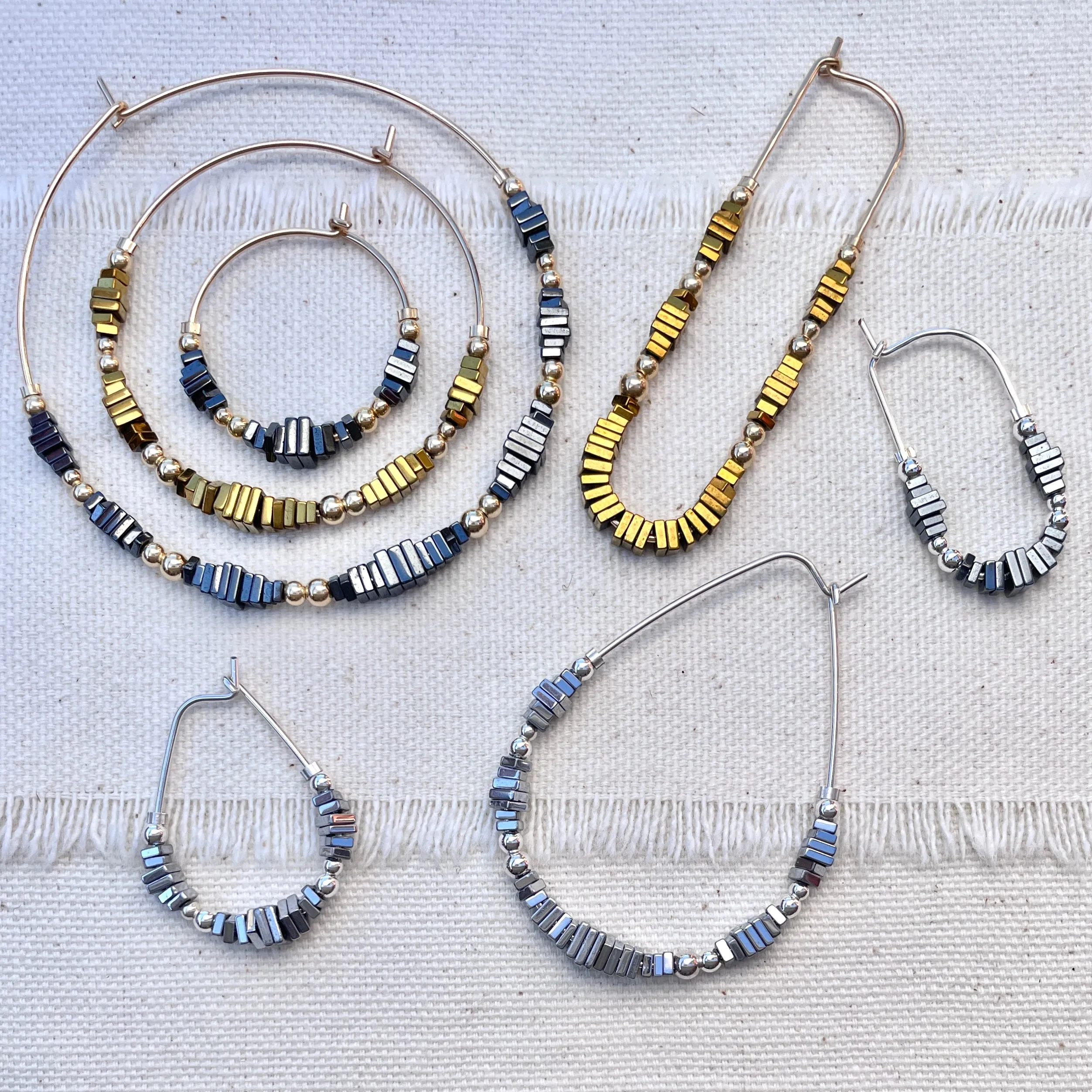 TESSÉRA Ovaline Bead Hoops