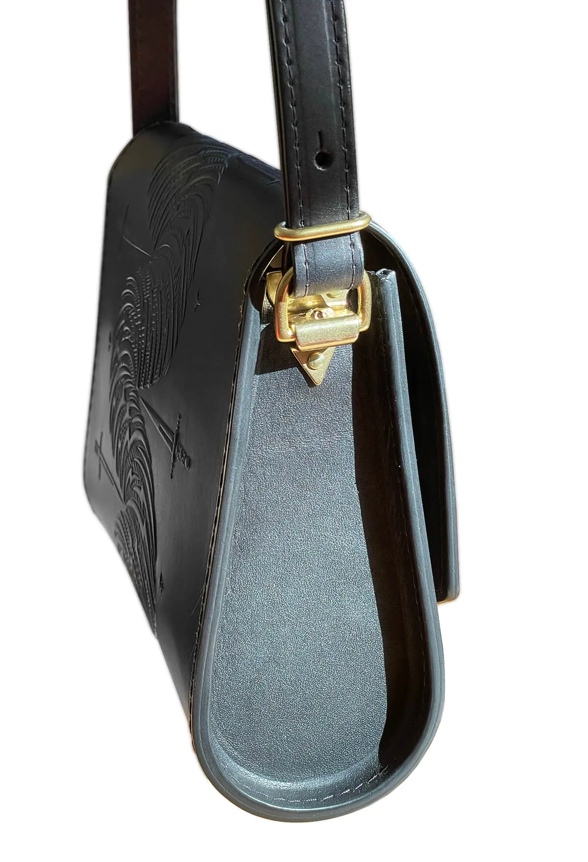 The King Sidestep Envelope Crossbody