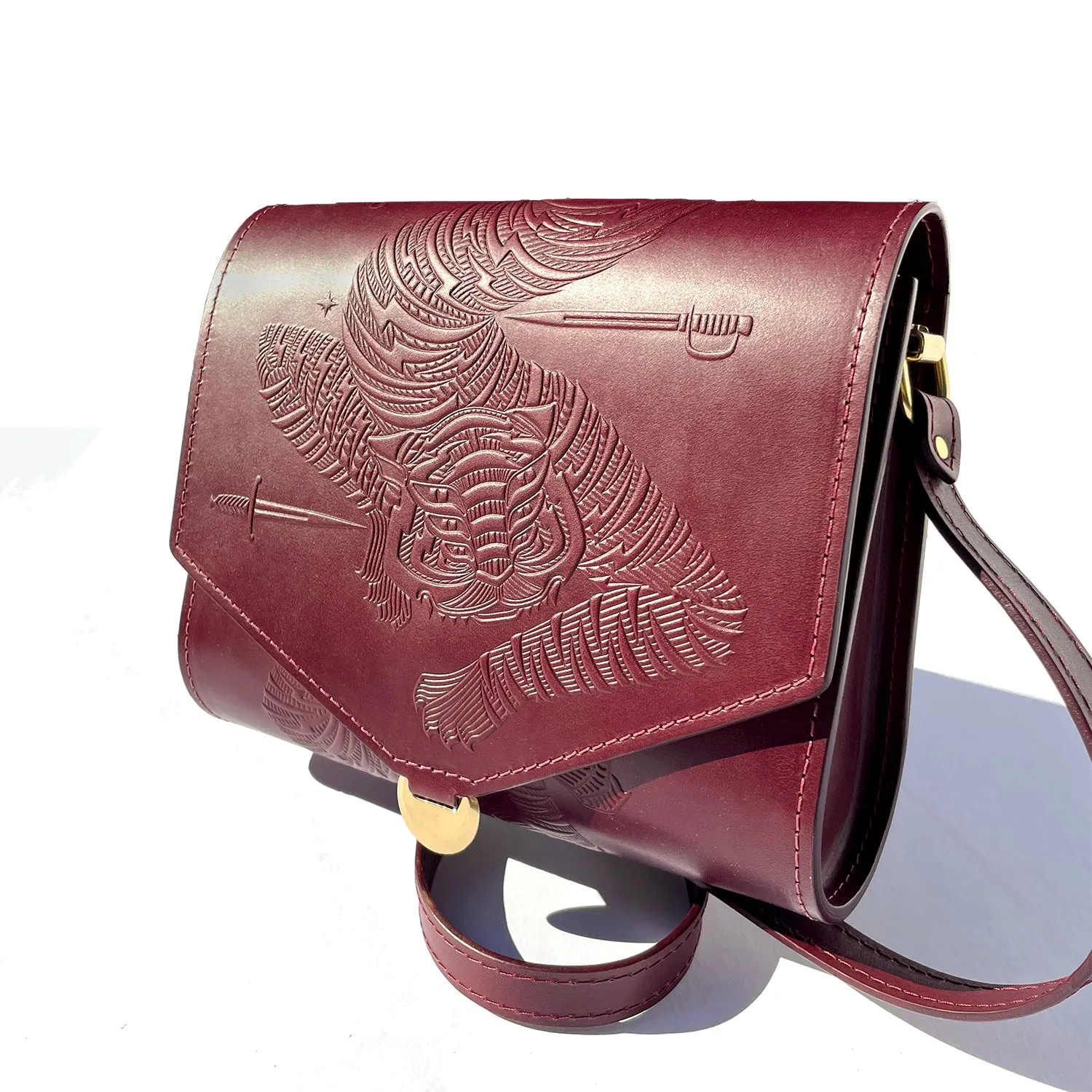 The King Sidestep Envelope Crossbody