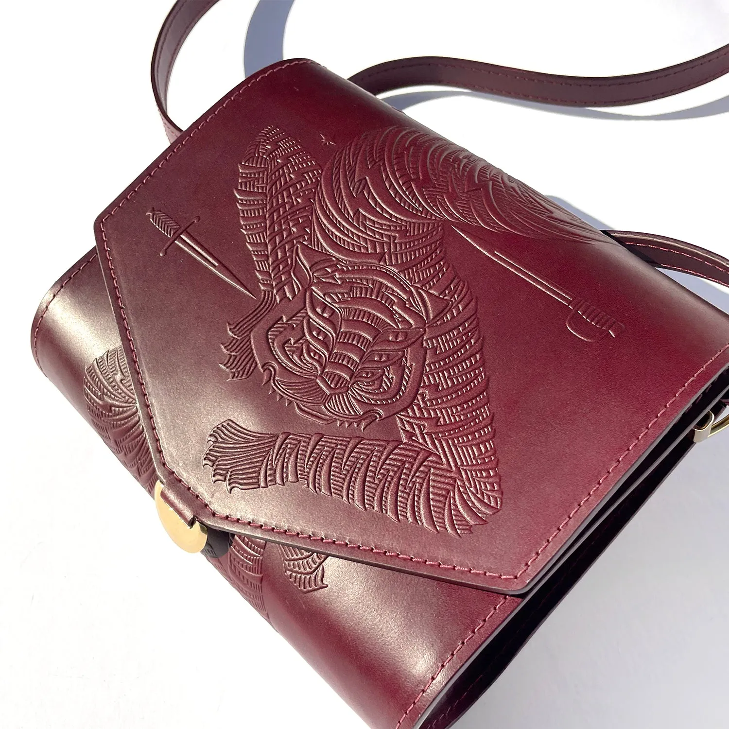 The King Sidestep Envelope Crossbody
