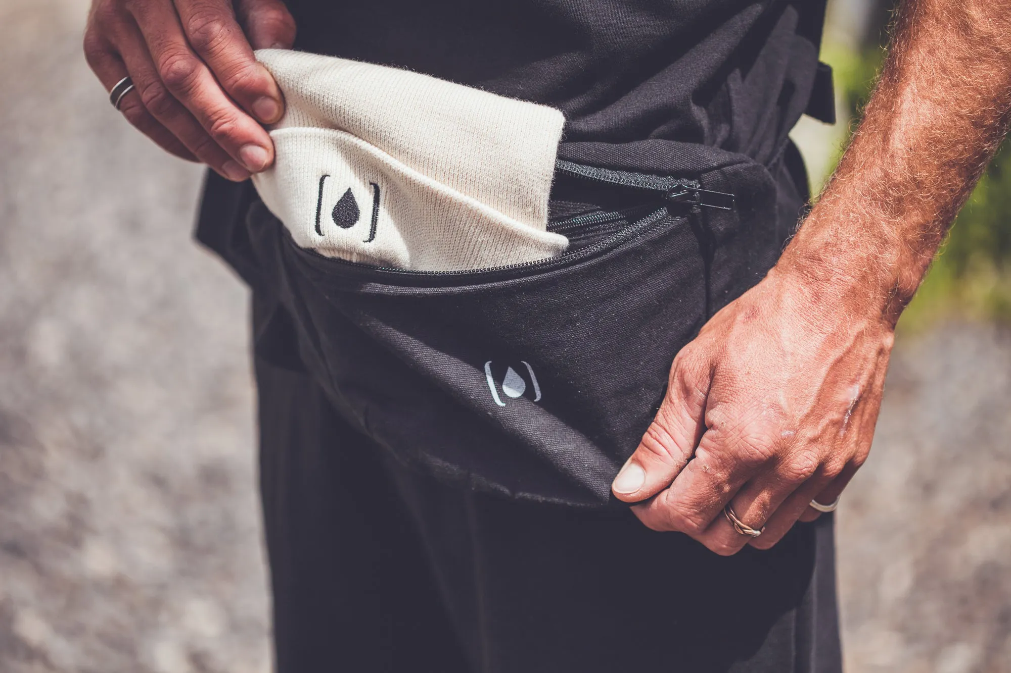 UNISEX RECYCLED BELT BAG