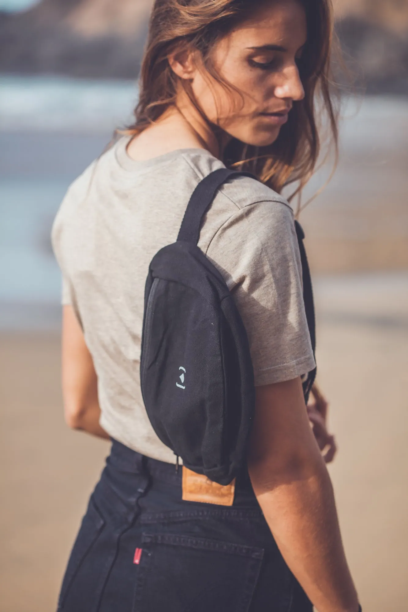 UNISEX RECYCLED BELT BAG