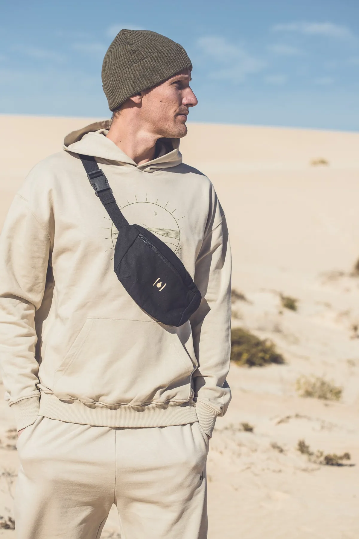 UNISEX RECYCLED BELT BAG