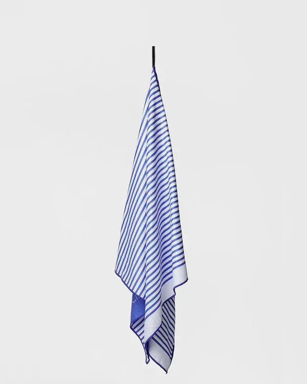 Very Peri | Sand Free Towel