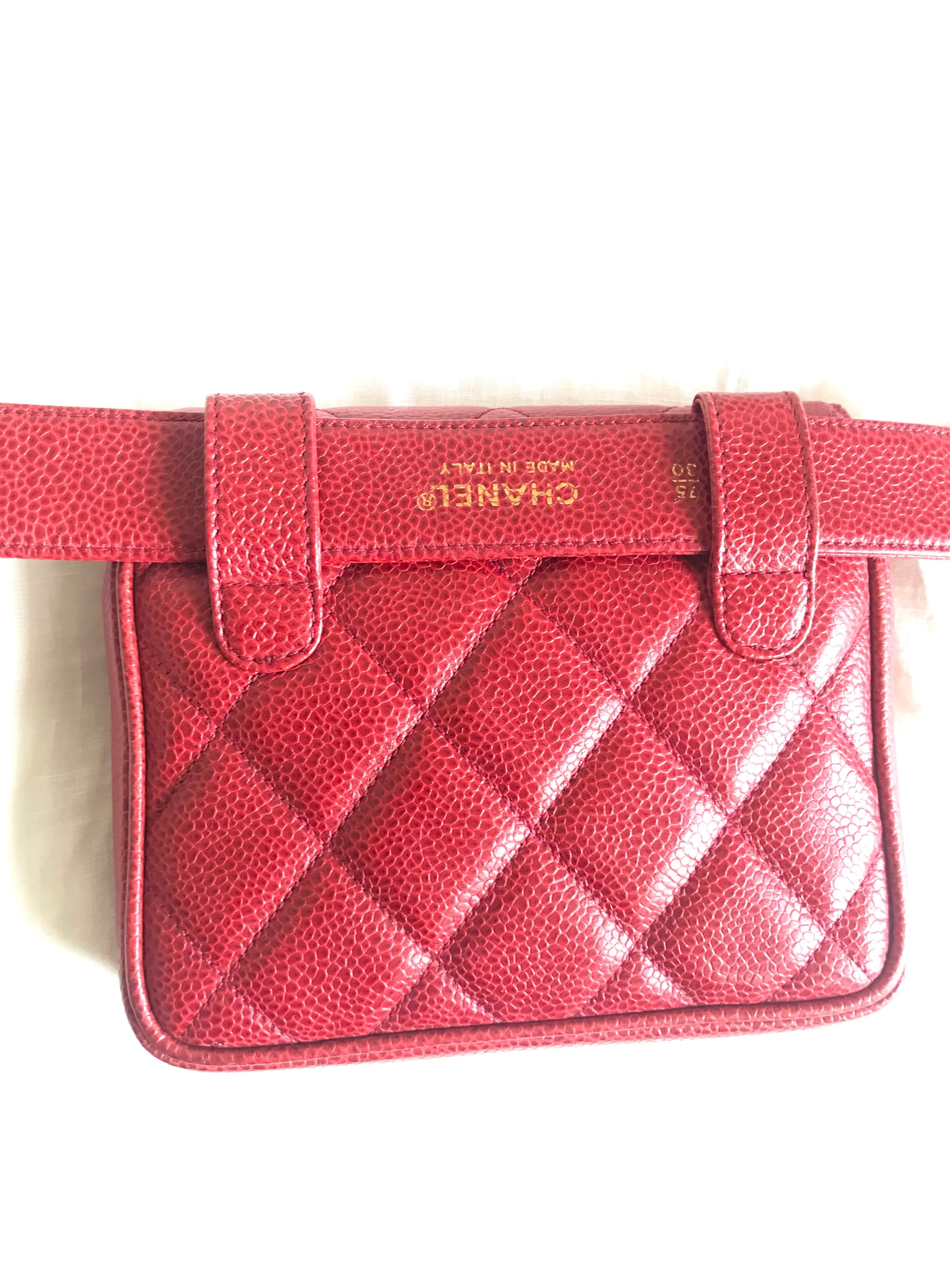 Vintage CHANEL 2.55 red caviar waist bag, fanny pack with belt and golden CC closure hock. Would fit waist 28.3”~ 30.7”(72~78cm)