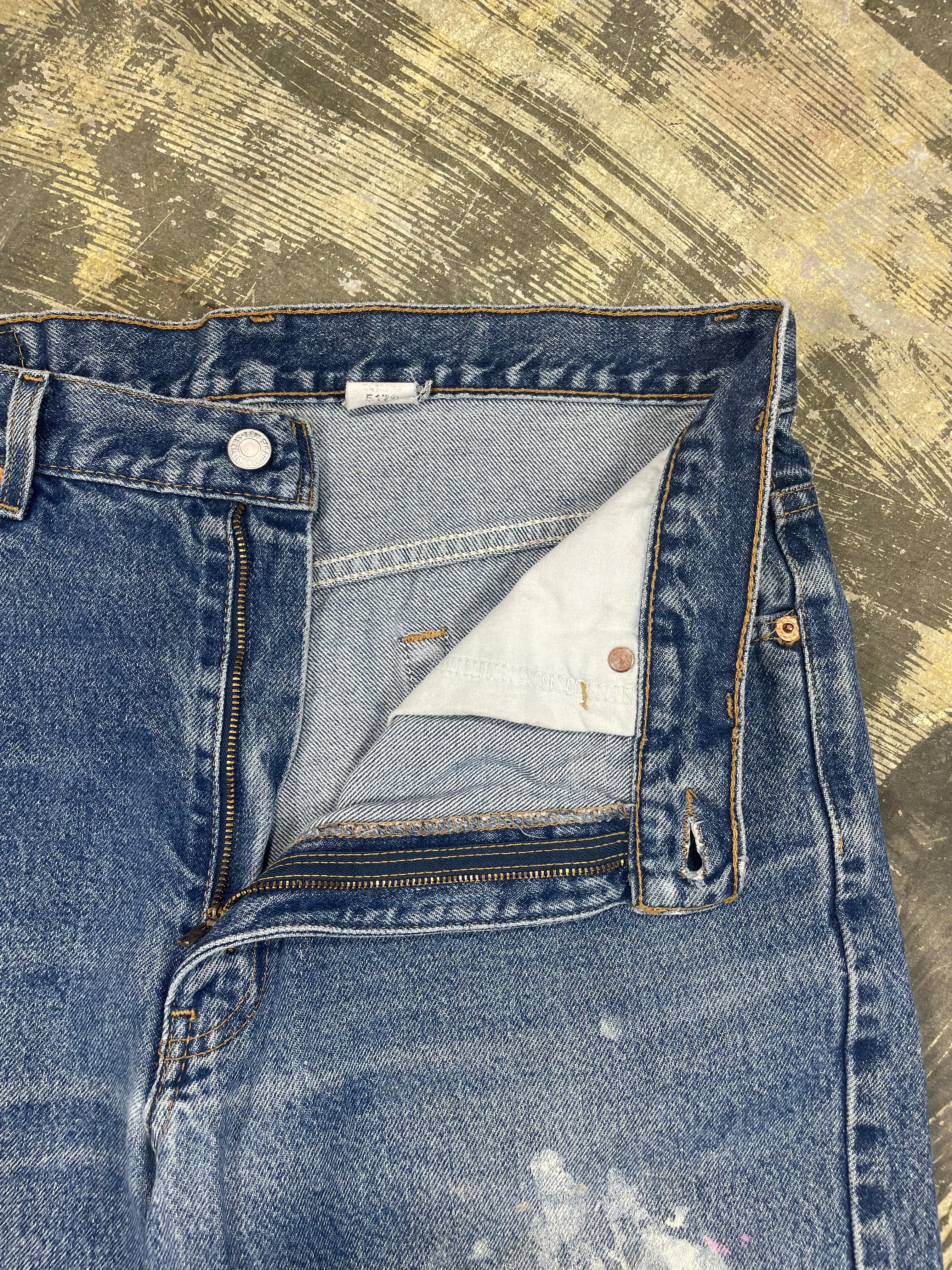 Vintage Levi 517  Premium Wash & Paint Denim Jeans (JYJ-0325)