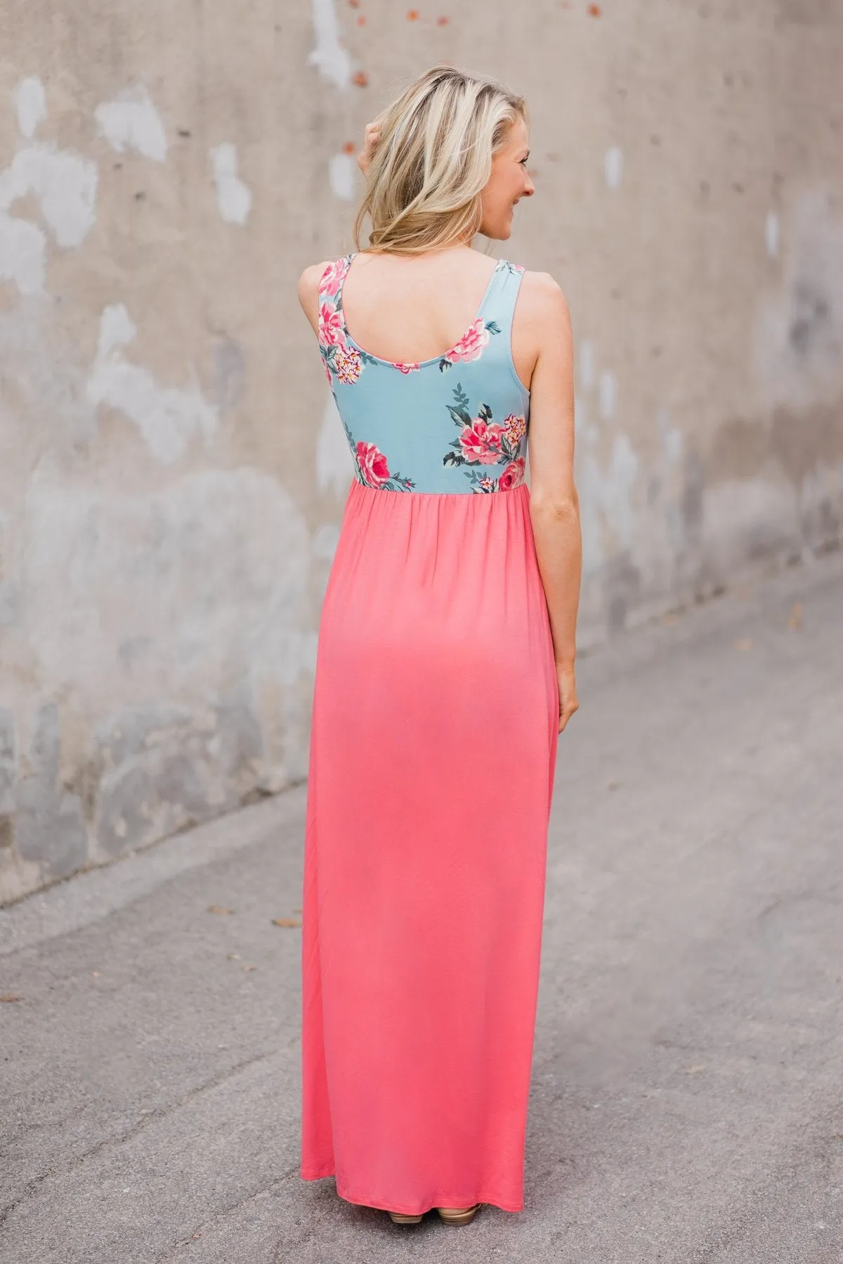 Weekend Breeze Floral Maxi Dress