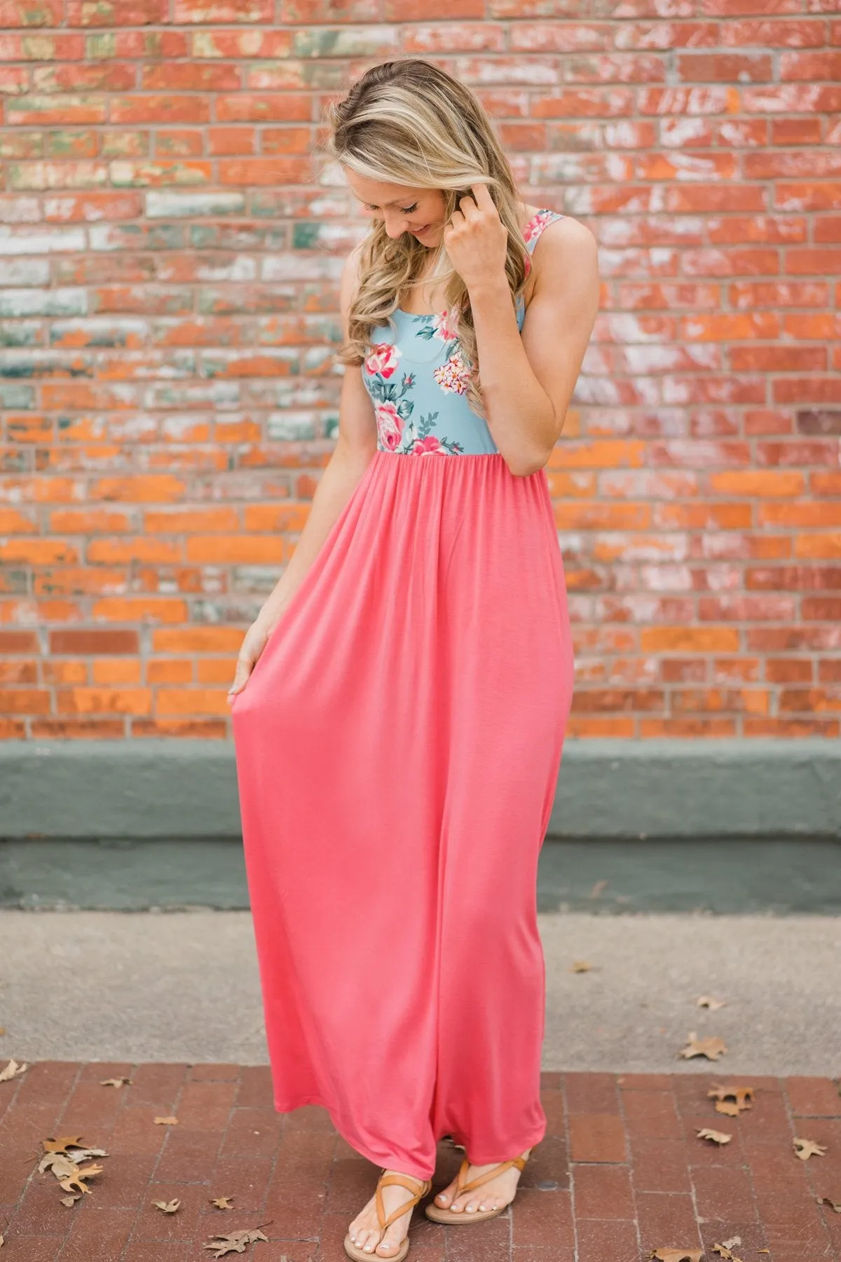 Weekend Breeze Floral Maxi Dress
