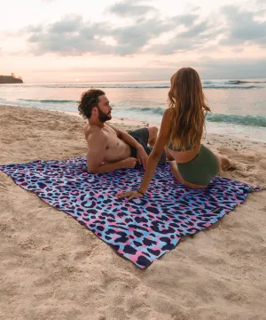 Wild Ones - Pink/Blue - Towel for Two