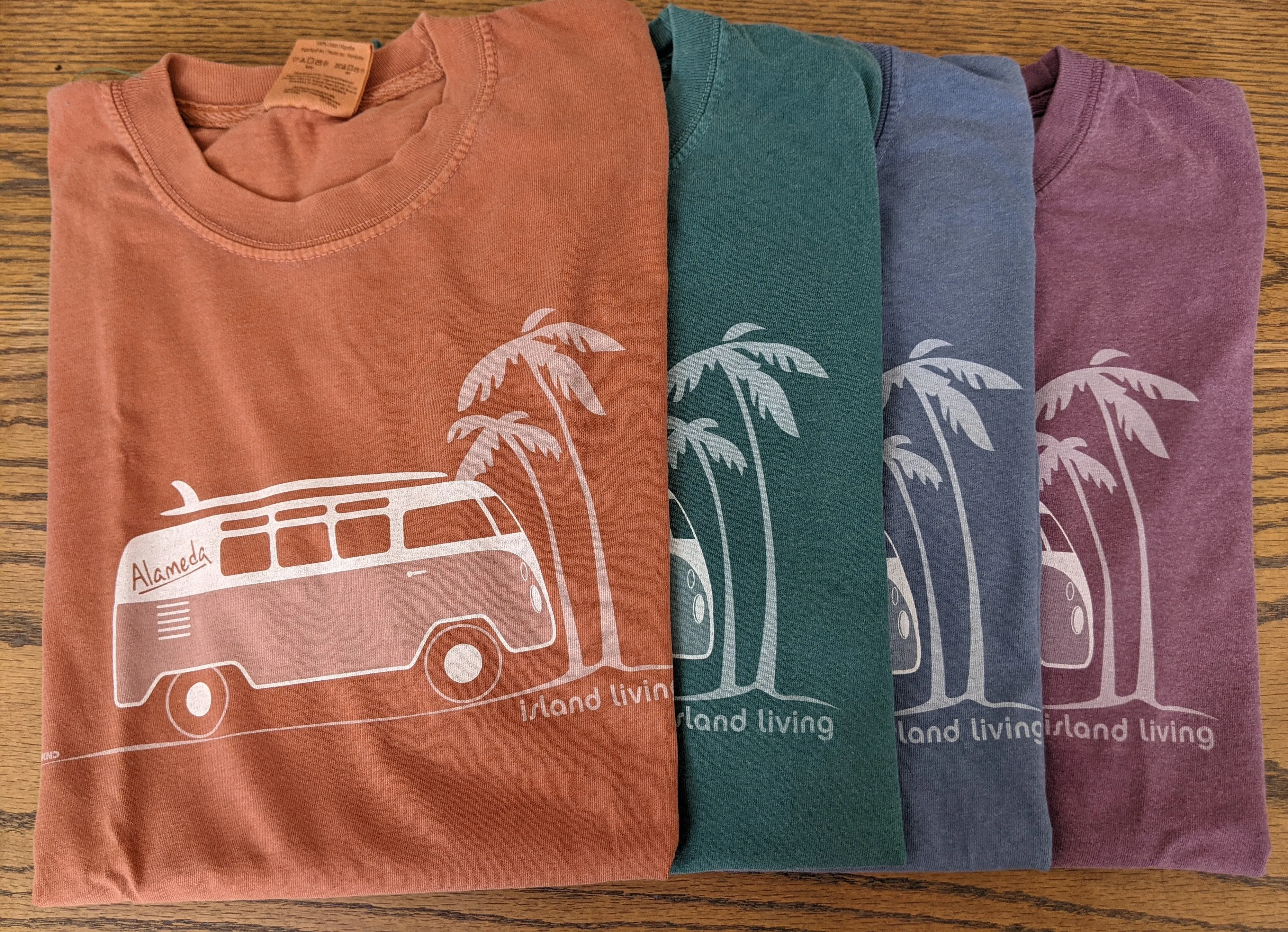 WKND BUS PIGMENT DYED TEE